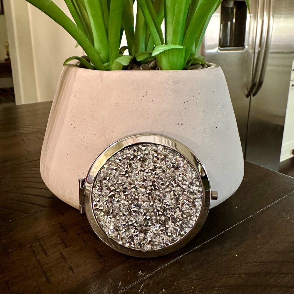 Silver Crystal Compact Mirror - Sparkling Round Pocket Mirror